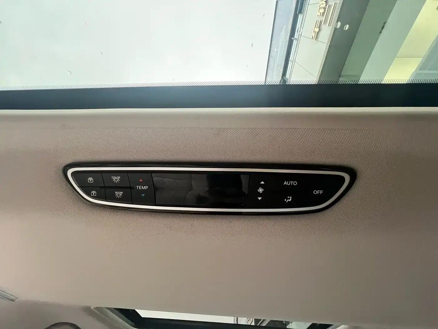 Trumpchi M8 2018 320T Premium Edition — миниатюра 19