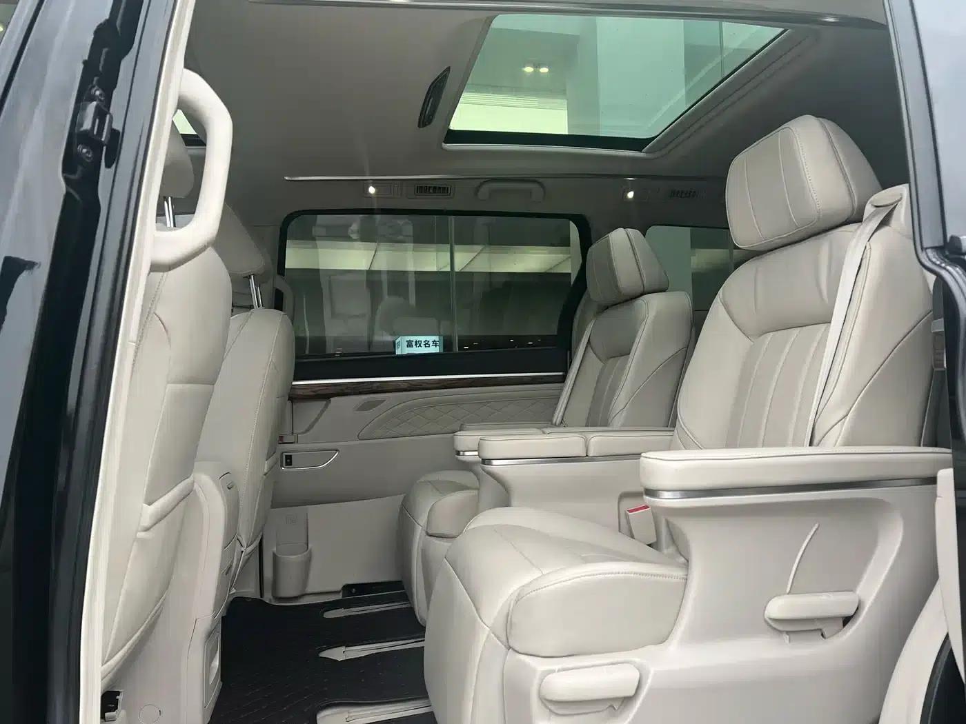 Trumpchi M8 2018 320T Premium Edition — миниатюра 23