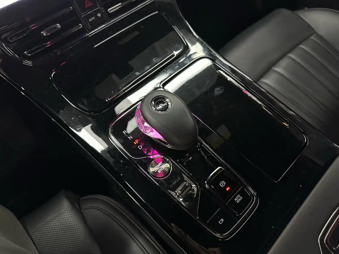 Trumpchi M8 2023 Master Series 400T Supreme Edition — миниатюра 18