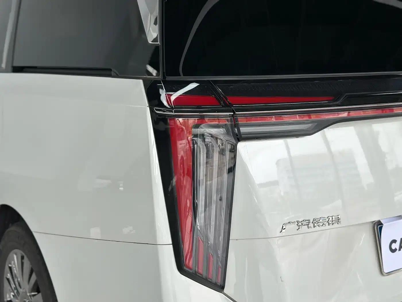 Trumpchi M8 2023 Master Series 400T Supreme Edition — миниатюра 27