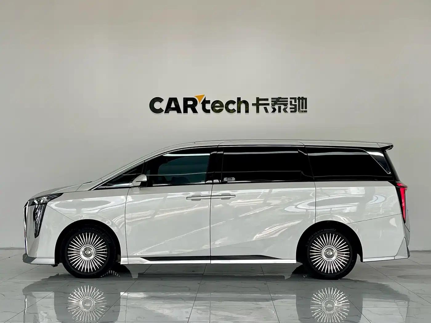 Trumpchi M8 2023 Master Series 400T Supreme Edition — миниатюра 7