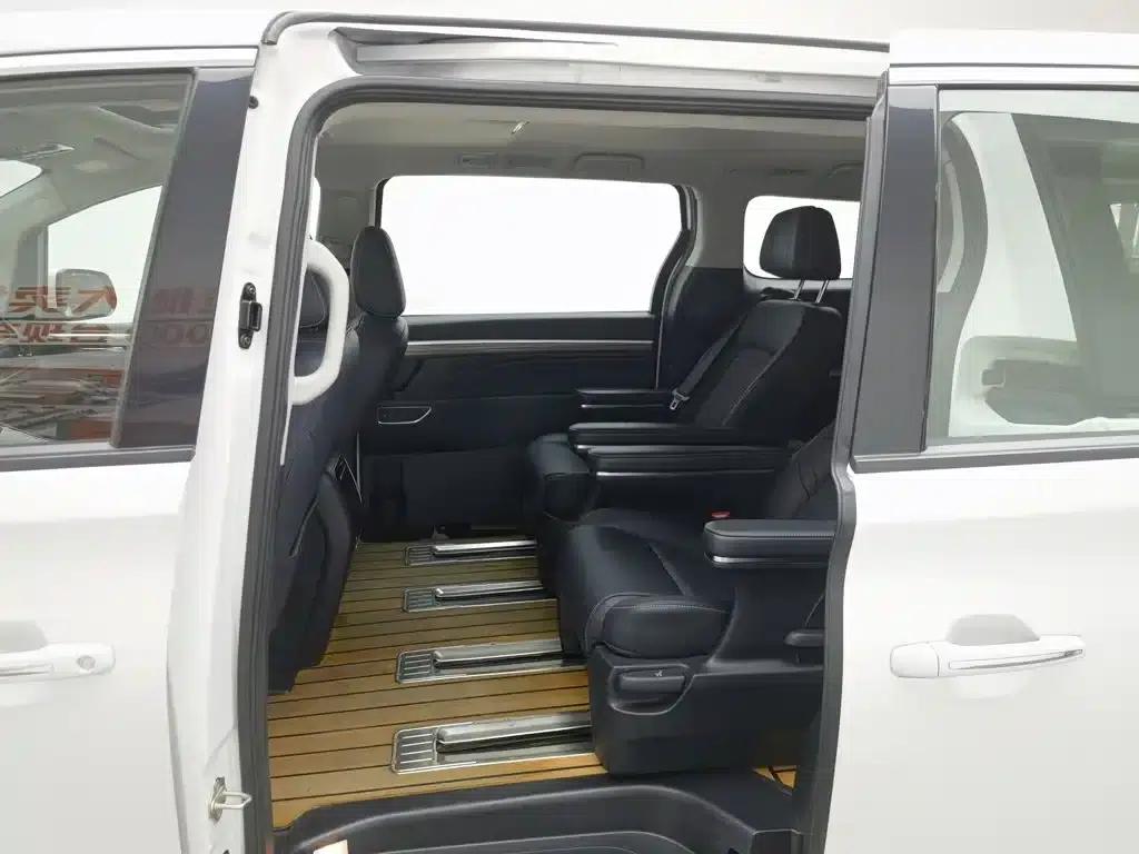 Trumpchi M8 2023 Leading Series 390T Luxury Edition — миниатюра 15