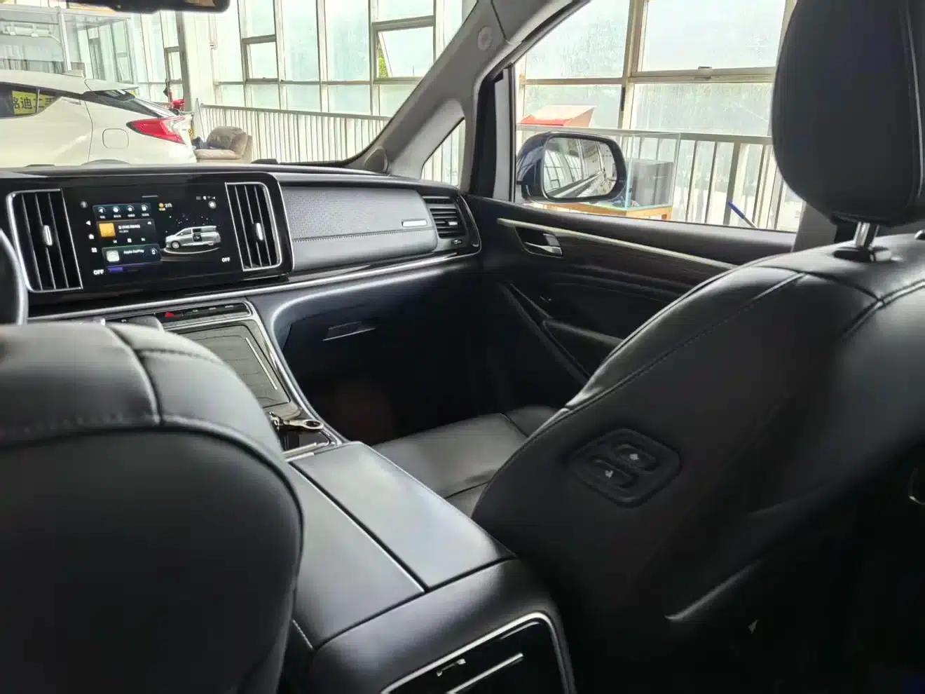 Trumpchi M8 2023 Leading Series 390T Supreme Edition — миниатюра 16