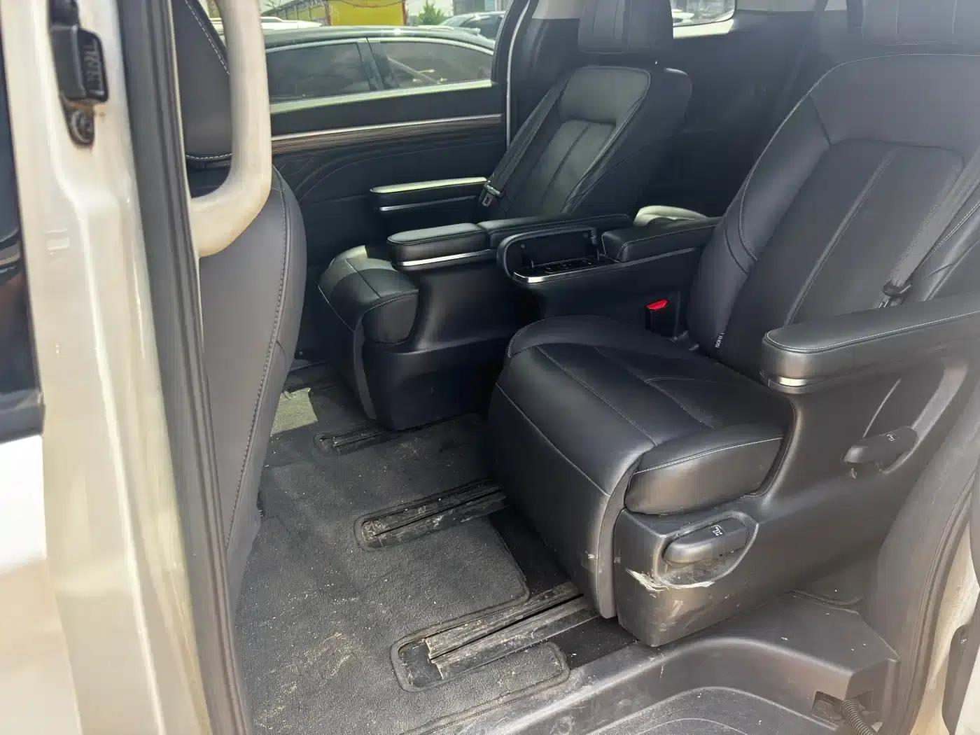Trumpchi M8 2023 Leading Series 390T Premium Edition — миниатюра 12
