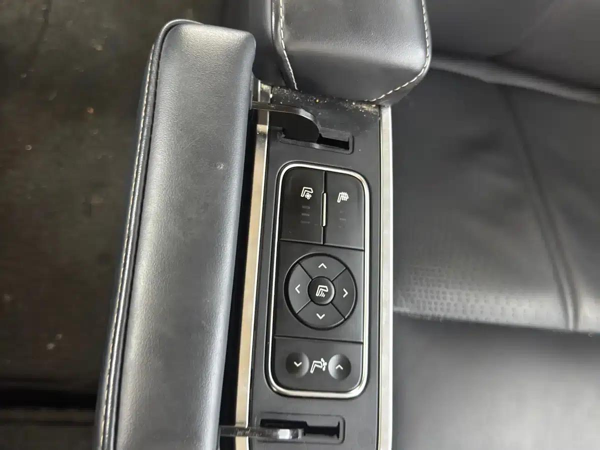 Trumpchi M8 2023 Leading Series 390T Premium Edition — миниатюра 9