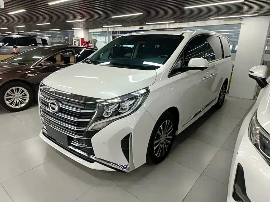 Trumpchi M8 2023 Leading Series 390T Premium Edition — миниатюра 1