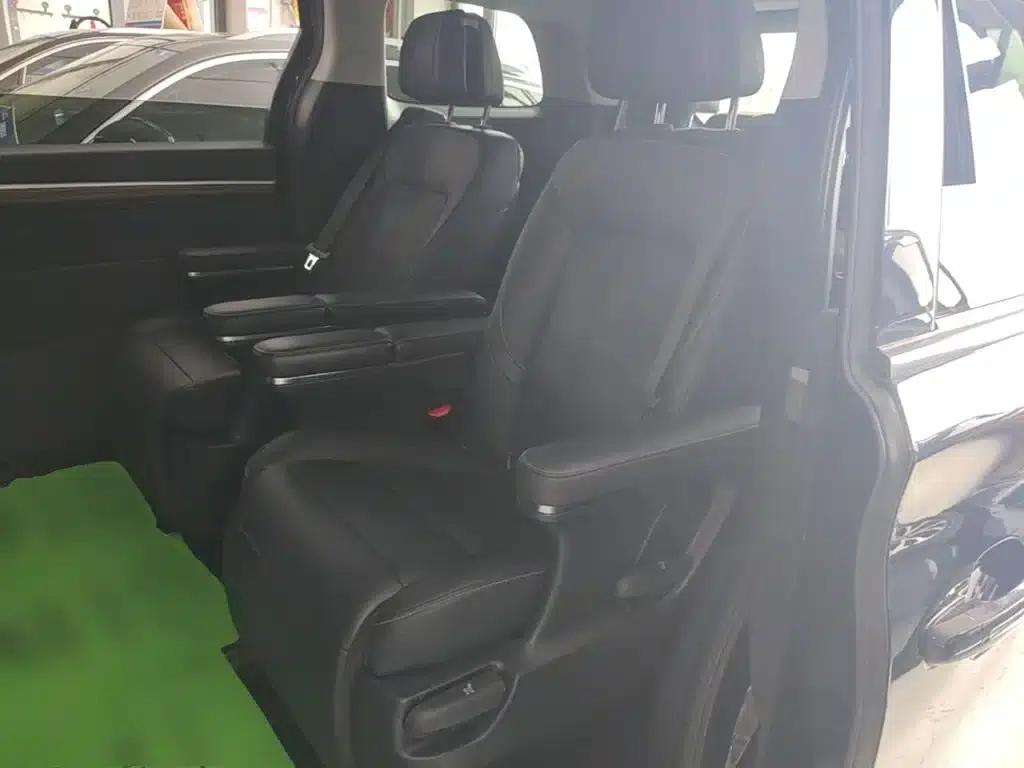Trumpchi M8 2023 Leading Series 390T Premium Edition — миниатюра 17