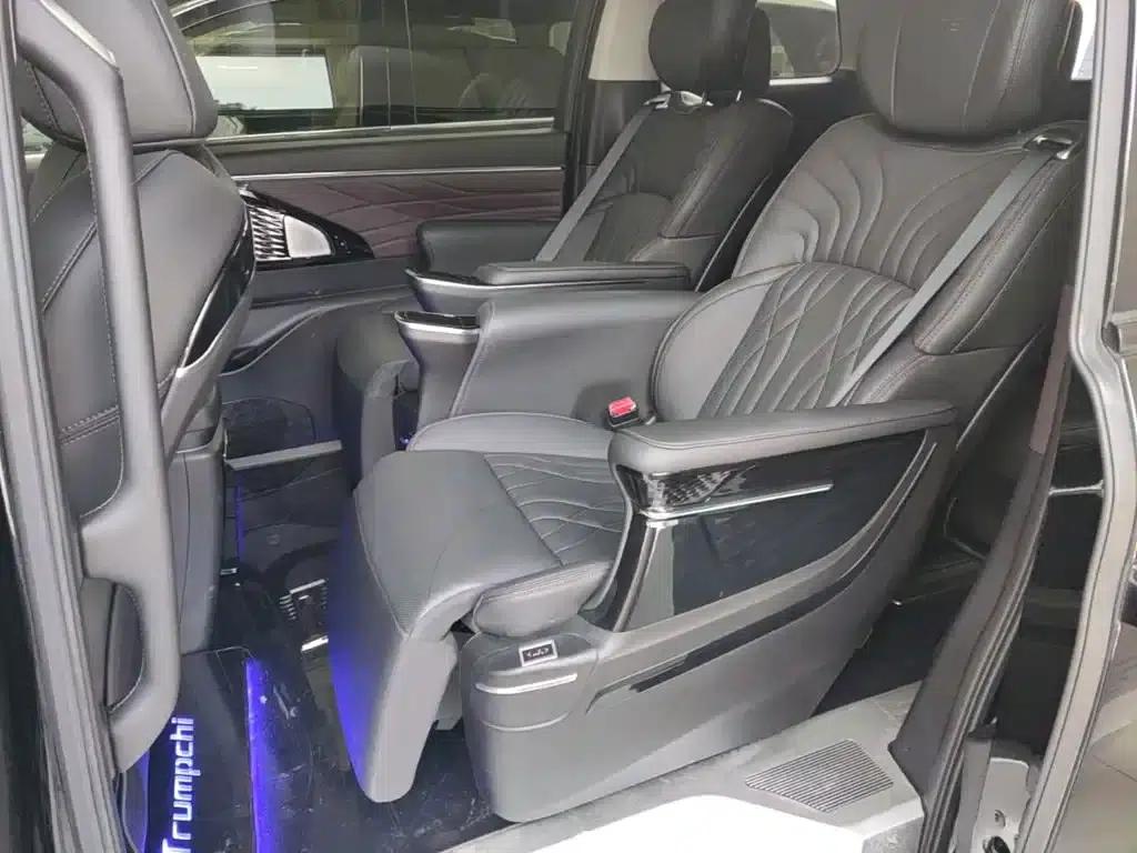 Trumpchi M8 2024 Master Series Super Hybrid Edition — миниатюра 17