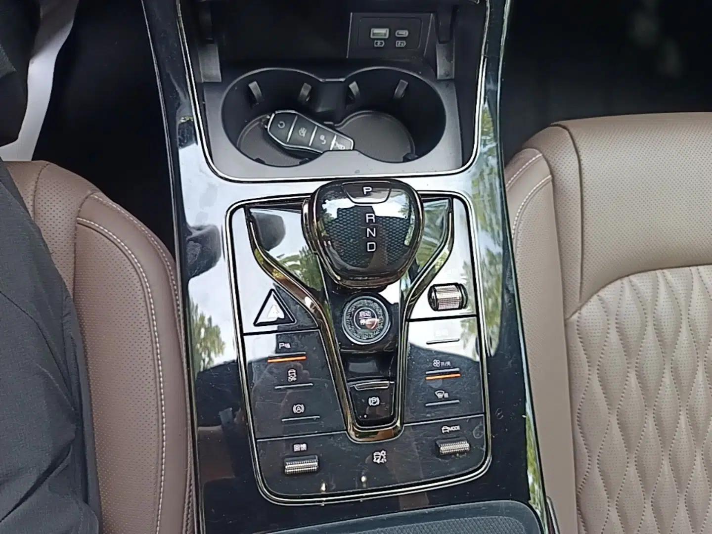 BYD Han 2022 EV Genesis Edition 715KM Front-Wheel-Drive Prestige Model — миниатюра 16