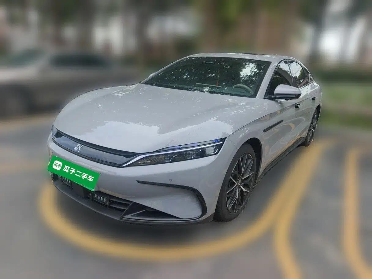 BYD Han 2025 DM-i Smart Drive 125KM Prestige Model — миниатюра 1