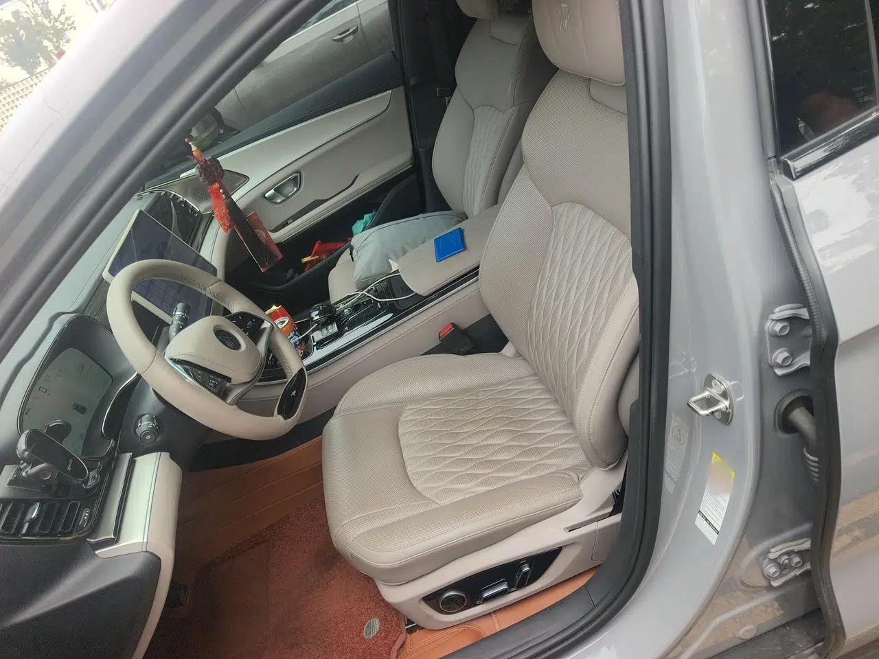 BYD Han 2025 DM-i Smart Drive 125KM Prestige Model — миниатюра 15