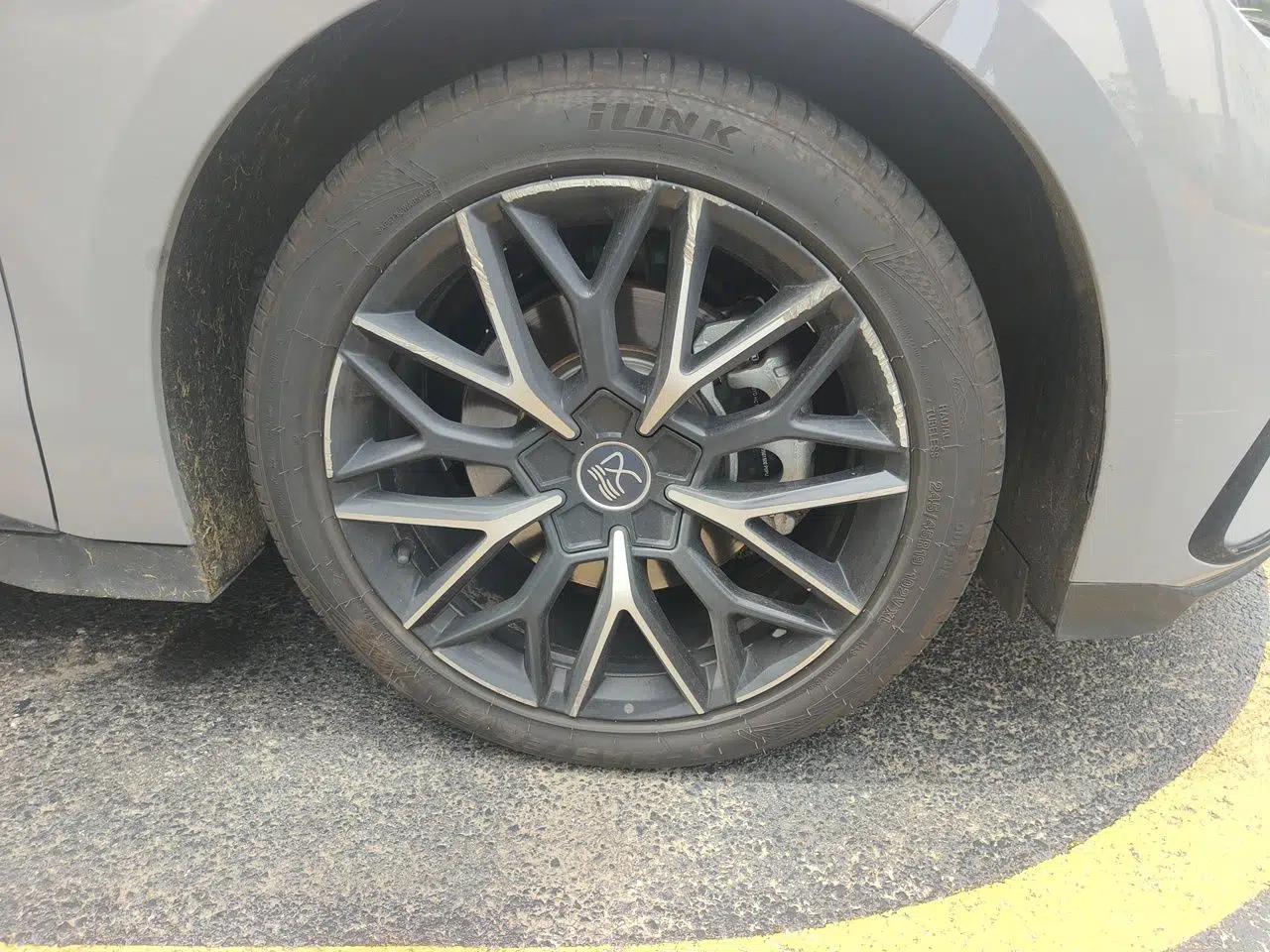 BYD Han 2025 DM-i Smart Drive 125KM Prestige Model — миниатюра 8