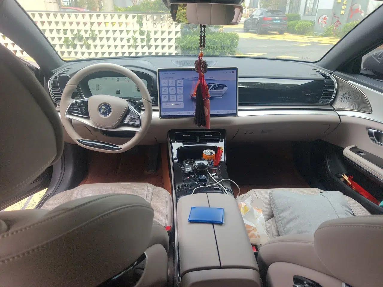 BYD Han 2025 DM-i Smart Drive 125KM Prestige Model — миниатюра 9