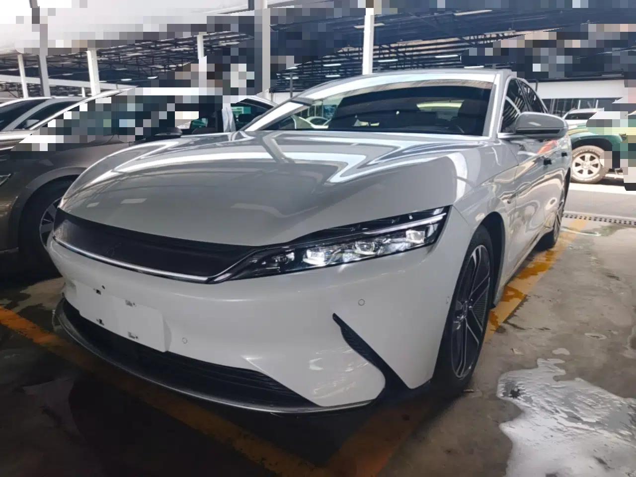 BYD Han 2020 EV Long-Range Deluxe Model — миниатюра 1