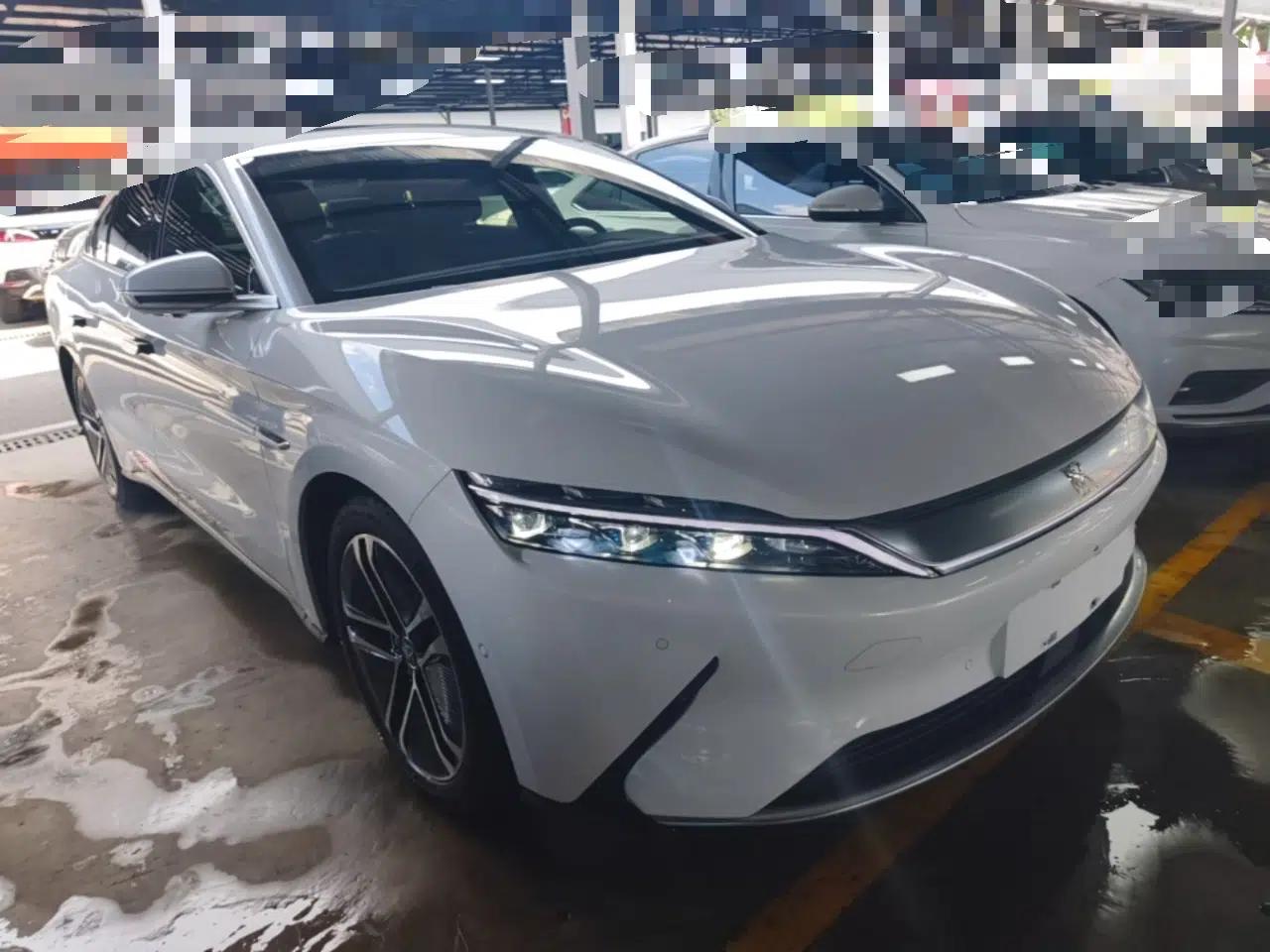 BYD Han 2020 EV Long-Range Deluxe Model — миниатюра 3