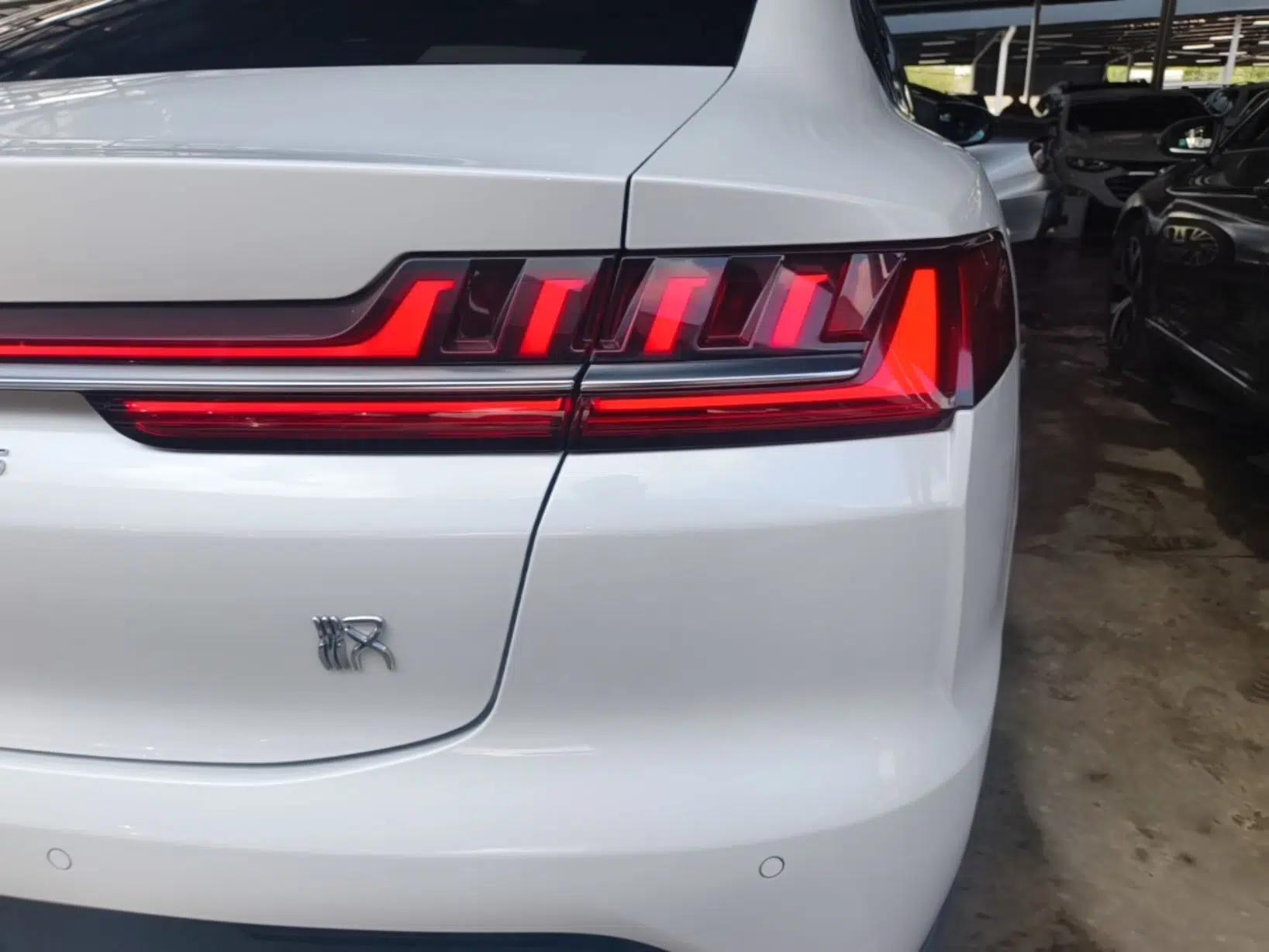 BYD Han 2020 EV Long-Range Deluxe Model — миниатюра 9