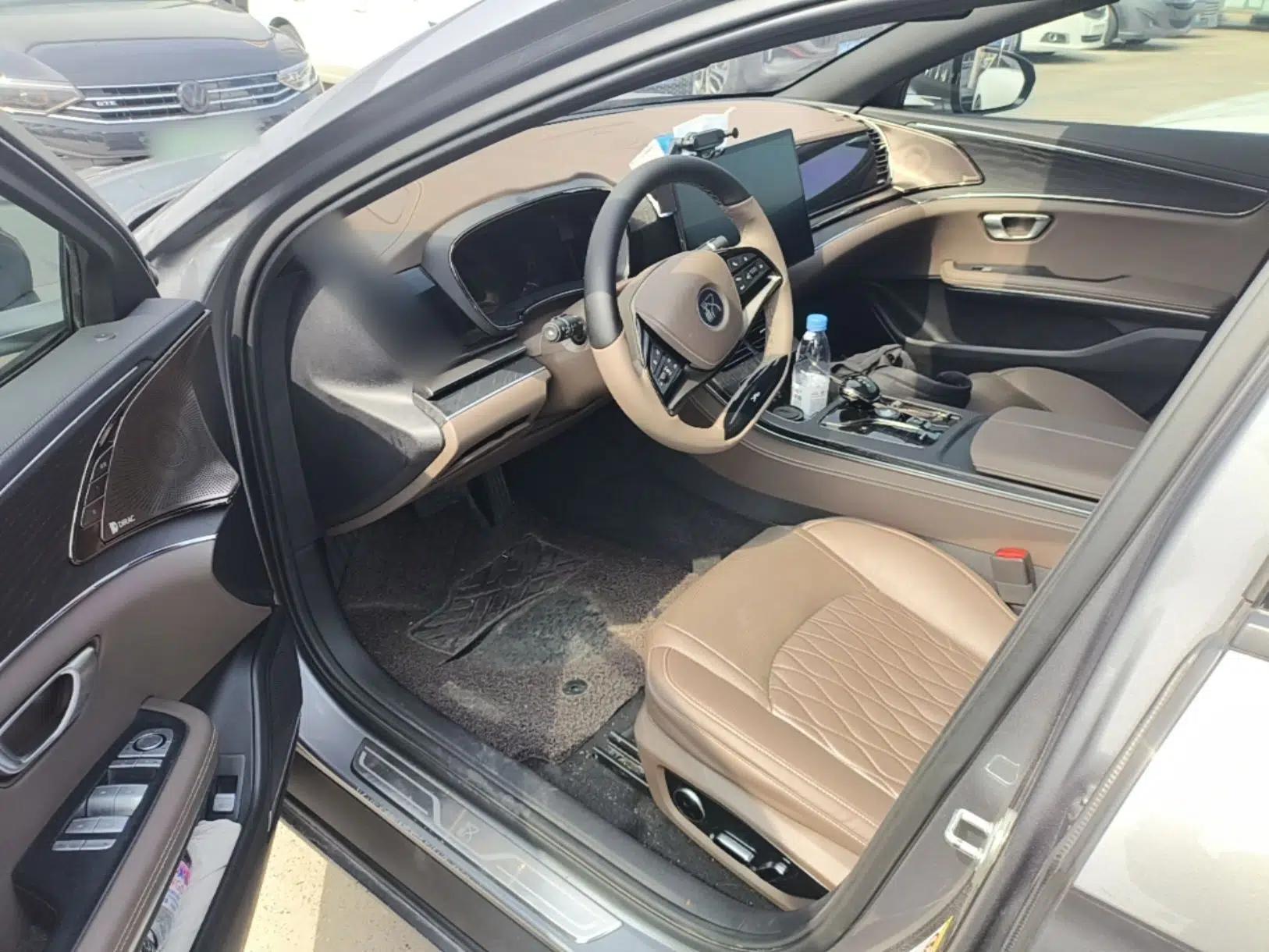 BYD Han 2020 EV Long-Range Deluxe Model — миниатюра 18