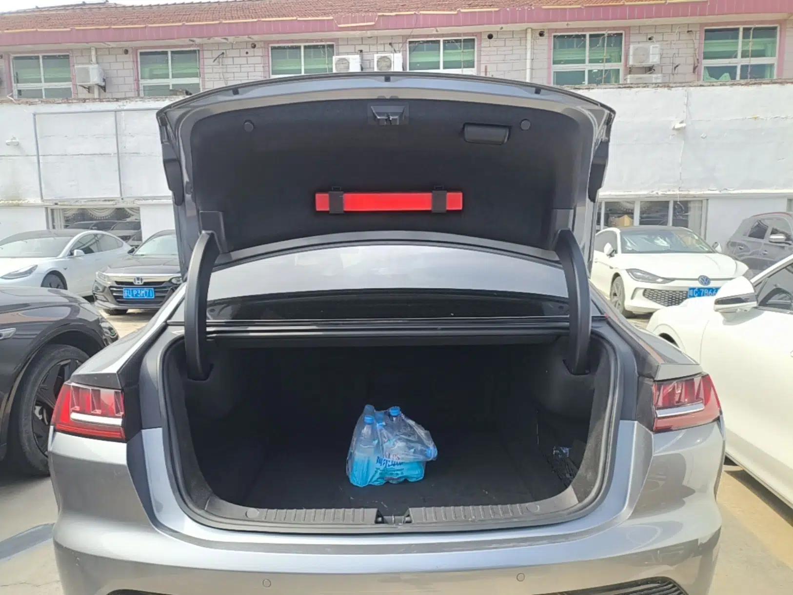 BYD Han 2020 EV Long-Range Deluxe Model — миниатюра 22