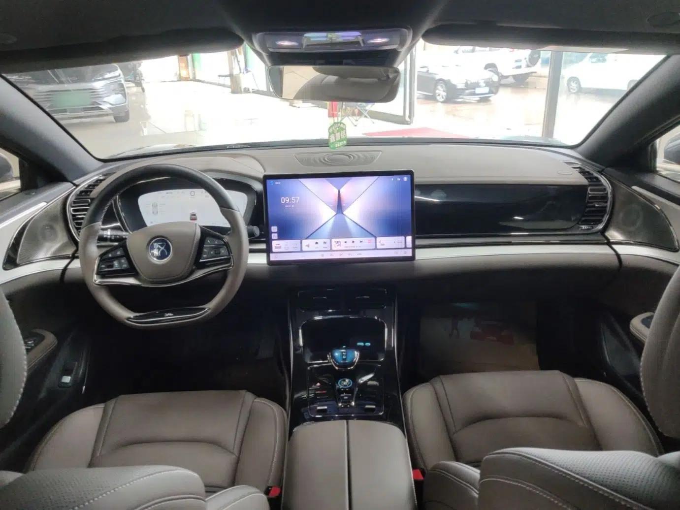 BYD Han 2025 DM-i 125KM Comfort Model — миниатюра 12