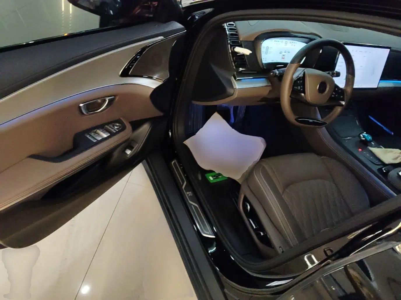 BYD Han 2025 DM-i 125KM Elite Model — миниатюра 18