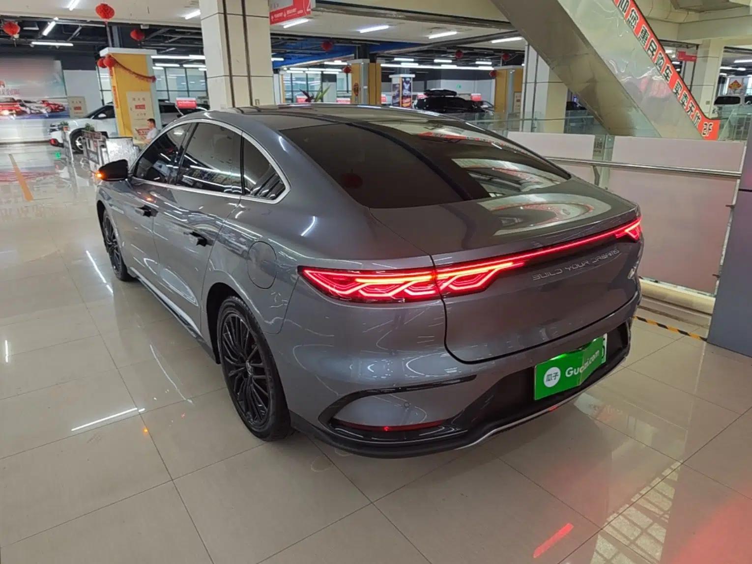 BYD Han 2023 DM-i Champion Edition 121KM Prestige Model — миниатюра 4