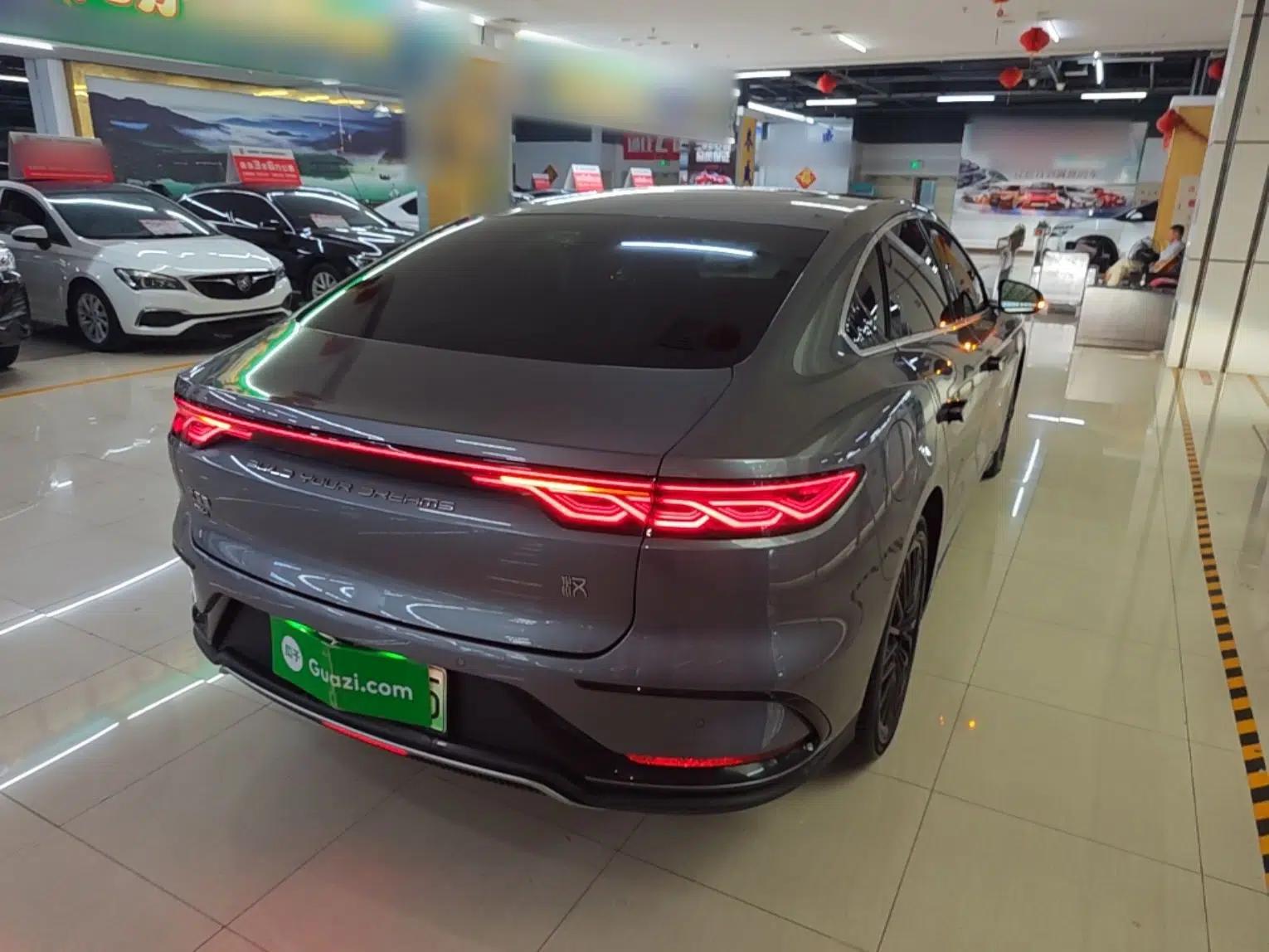 BYD Han 2023 DM-i Champion Edition 121KM Prestige Model — миниатюра 6