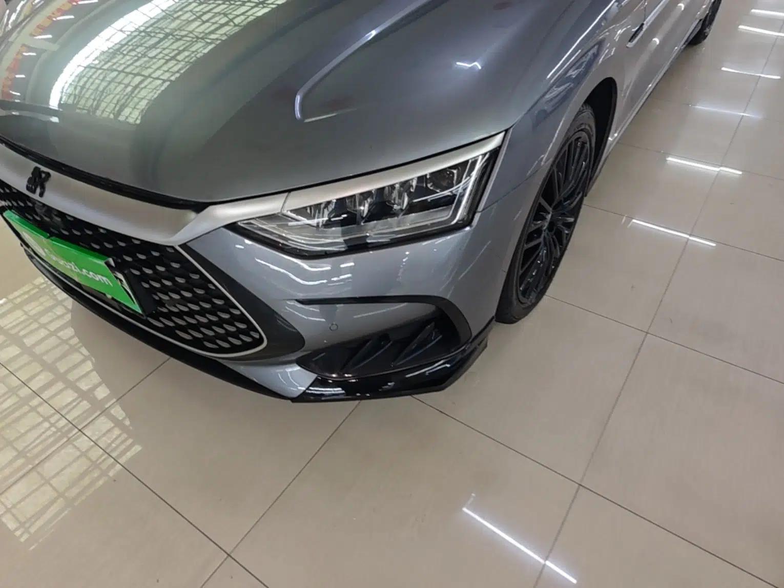 BYD Han 2023 DM-i Champion Edition 121KM Prestige Model — миниатюра 8