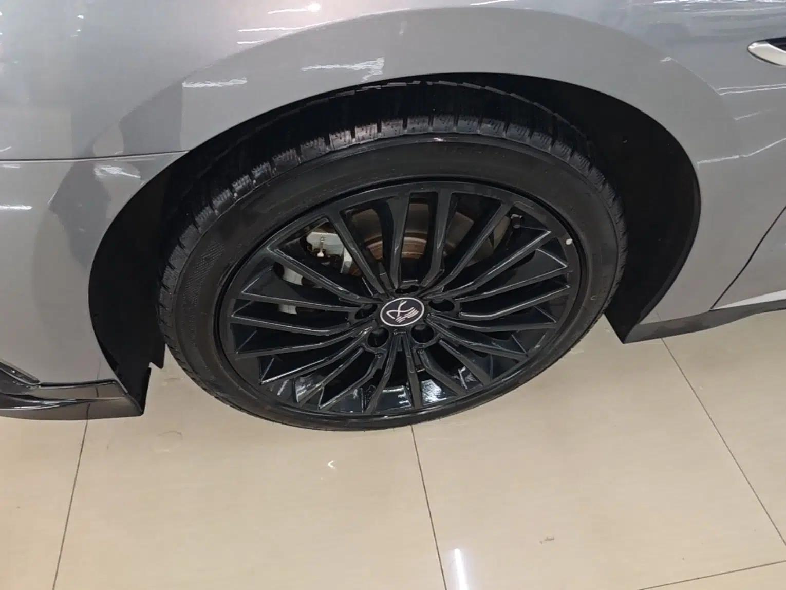 BYD Han 2023 DM-i Champion Edition 121KM Prestige Model — миниатюра 10