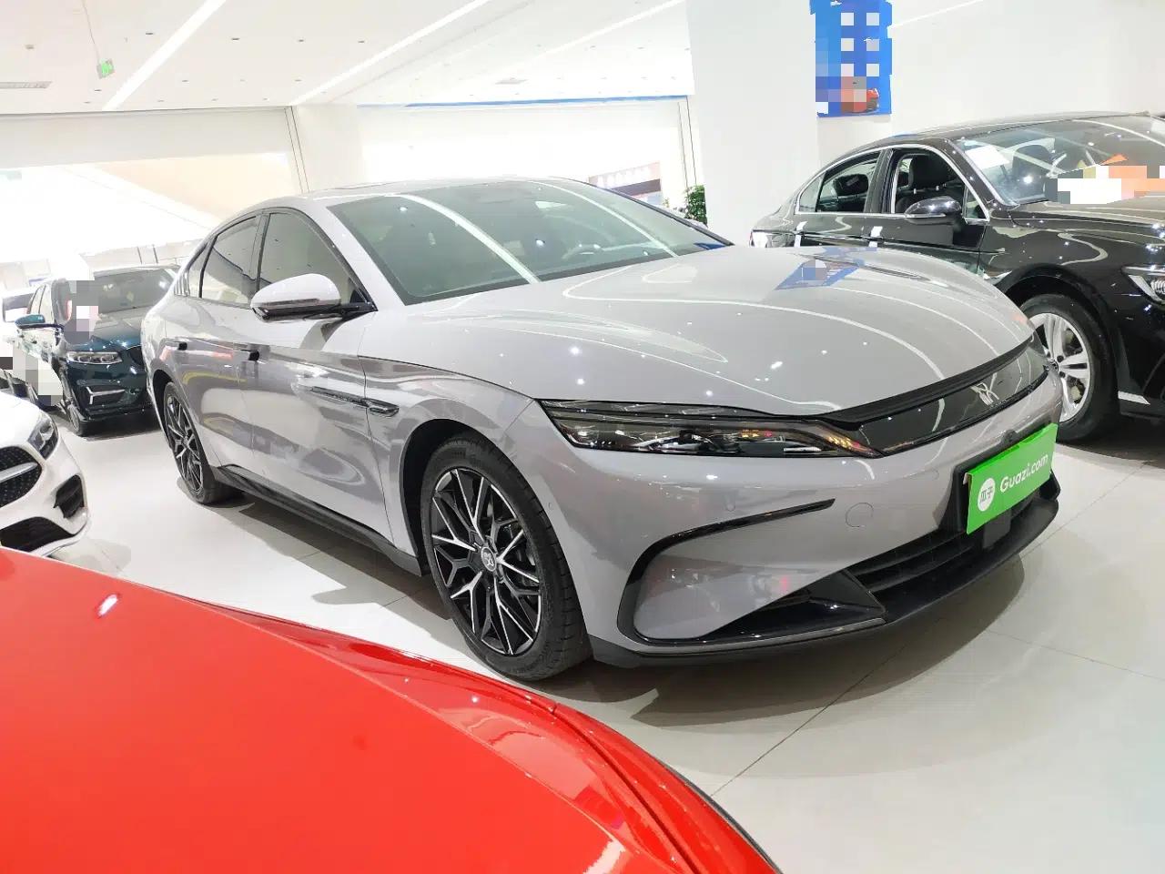 BYD Han 2025 DM-i Smart Drive 125KM Prestige Model — миниатюра 3