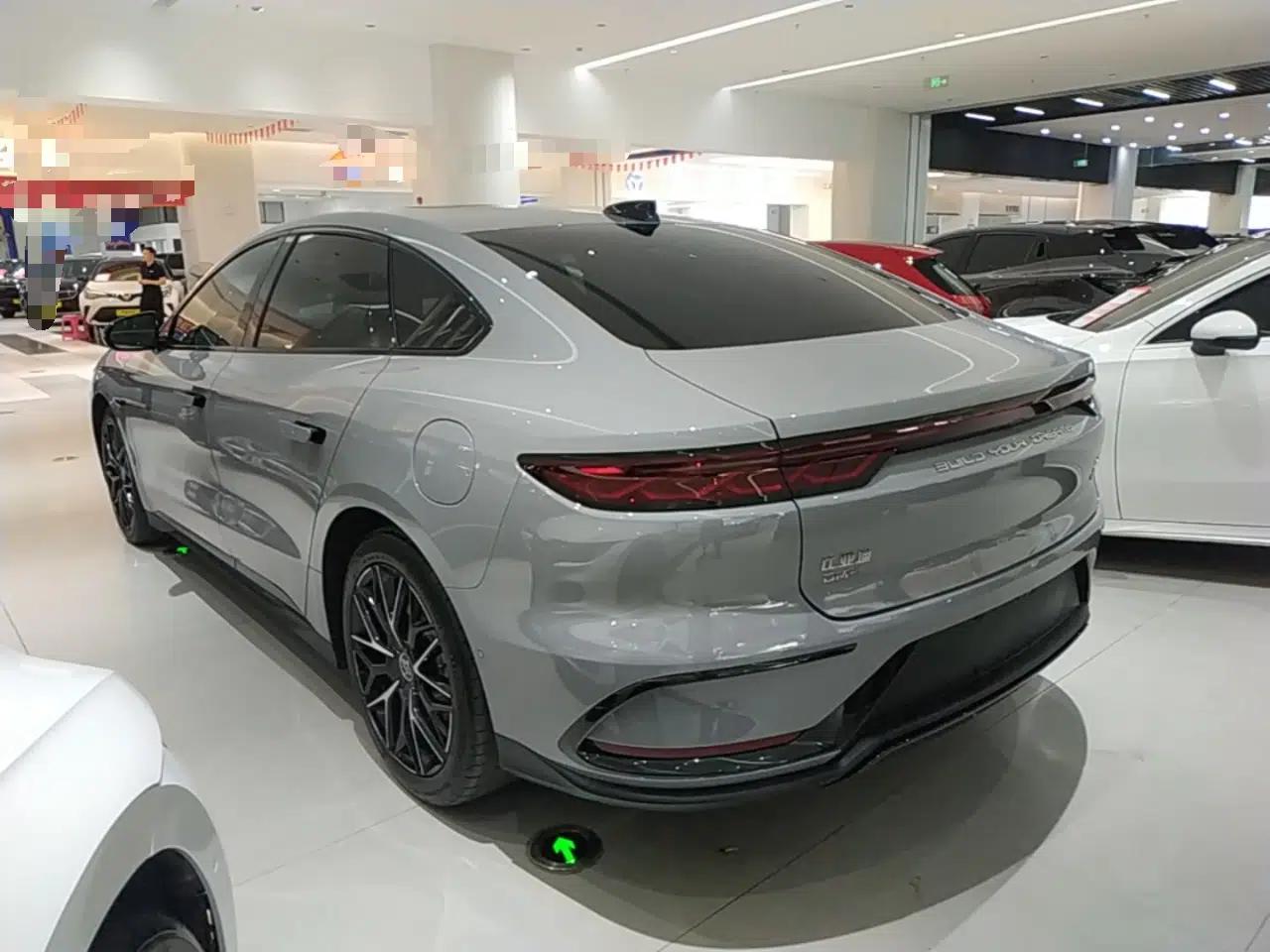 BYD Han 2025 DM-i Smart Drive 125KM Prestige Model — миниатюра 4