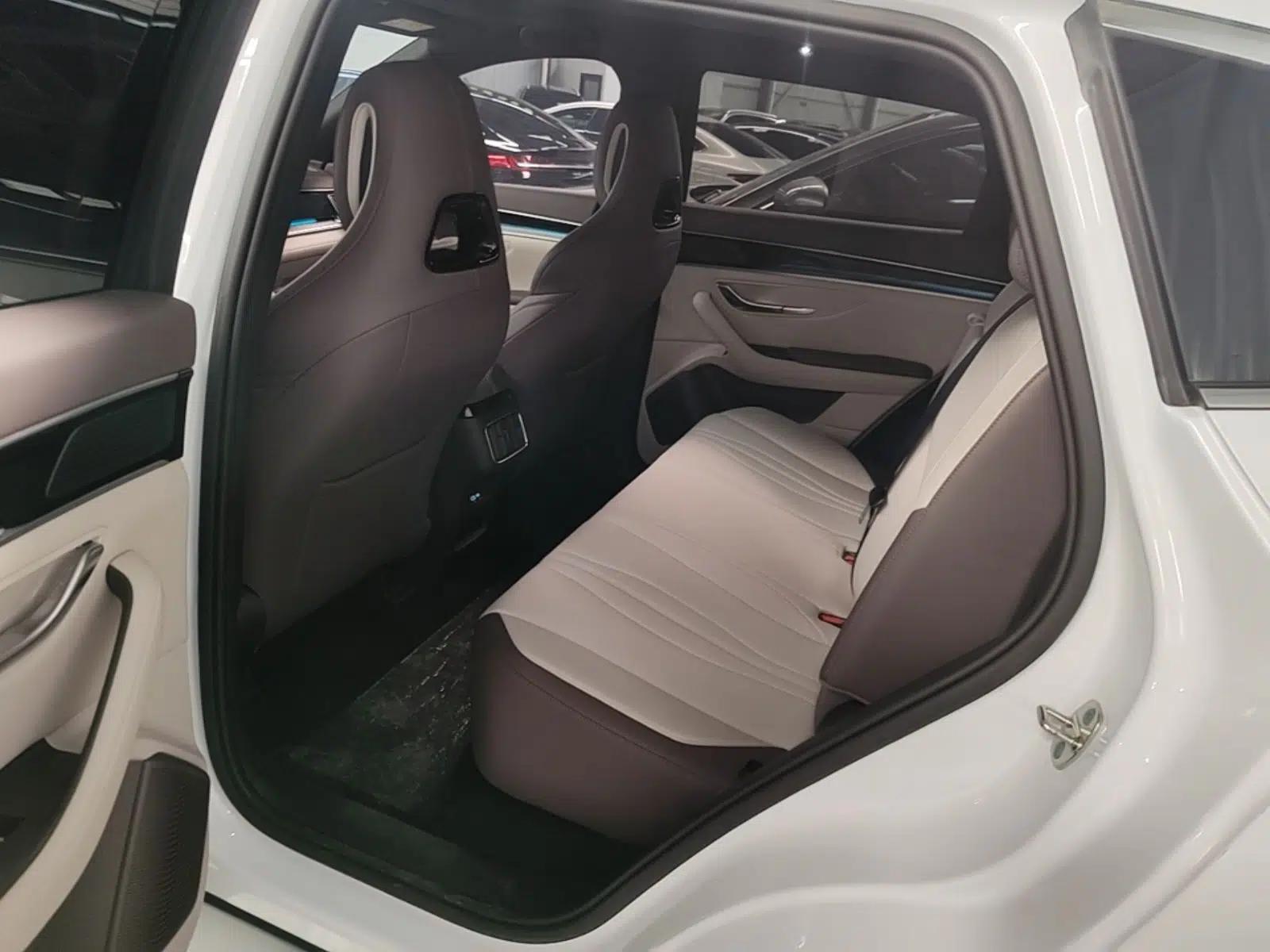 BYD Song PLUS New Energy 2025 DM-i 112KM Prestige Model — миниатюра 20