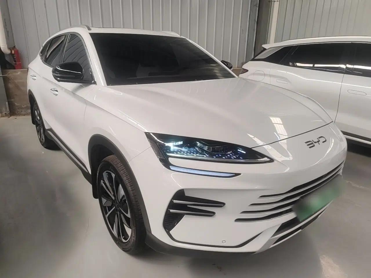 BYD Song PLUS New Energy 2025 DM-i 112KM Prestige Model — миниатюра 3