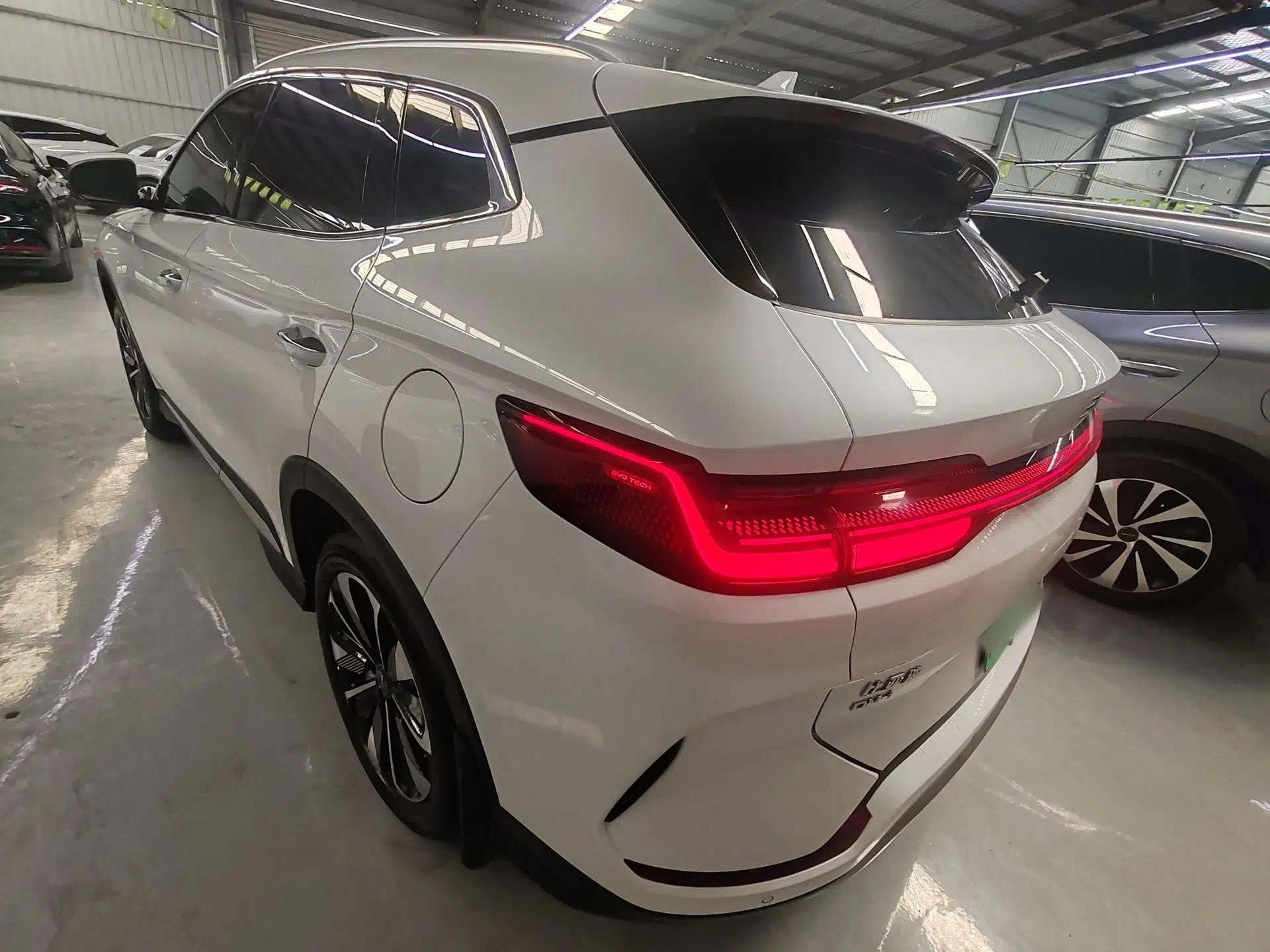 BYD Song PLUS New Energy 2025 DM-i 112KM Prestige Model — миниатюра 4