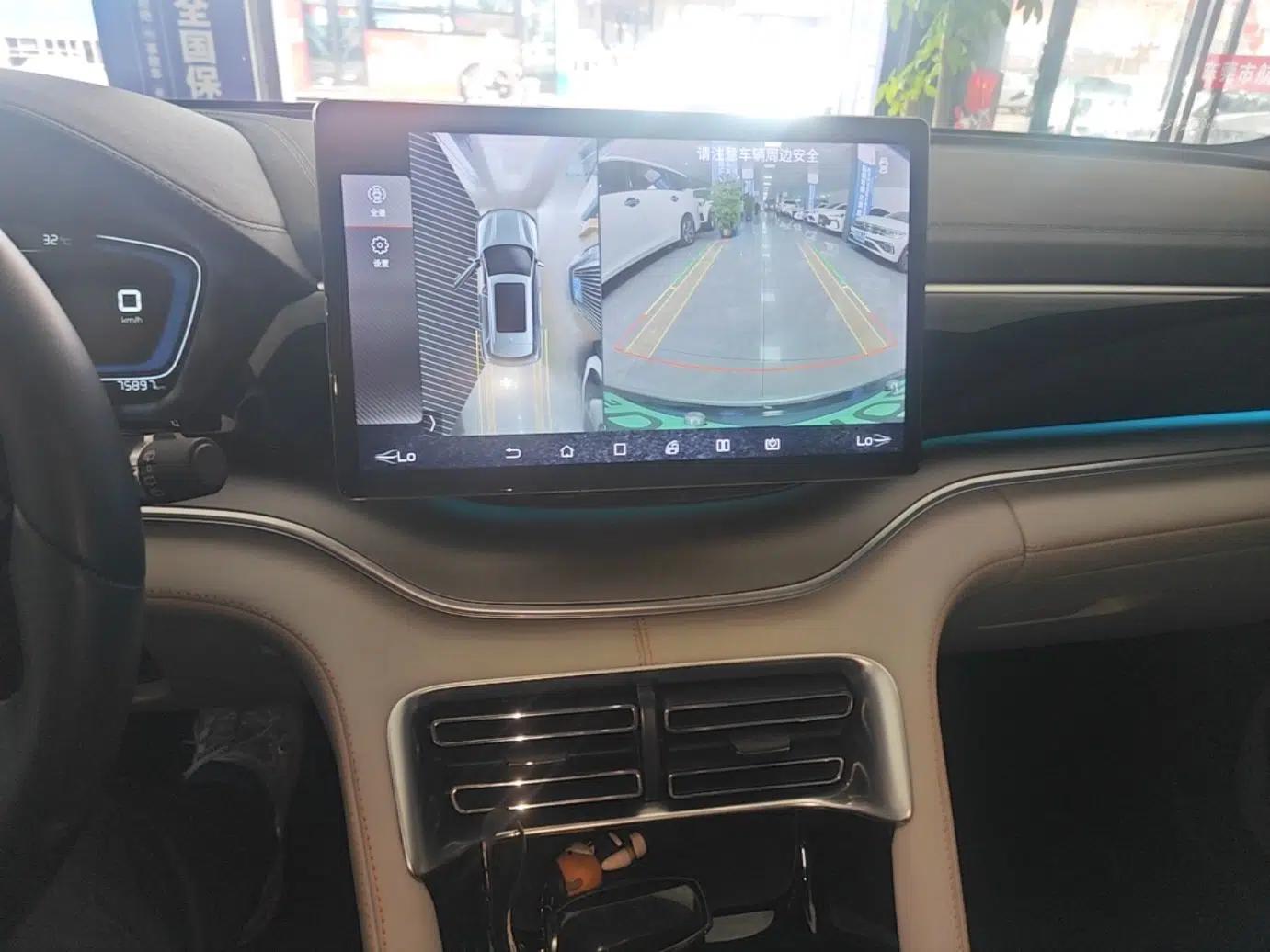 BYD Song PLUS New Energy 2021 DM-i 110KM Flagship Model — миниатюра 20
