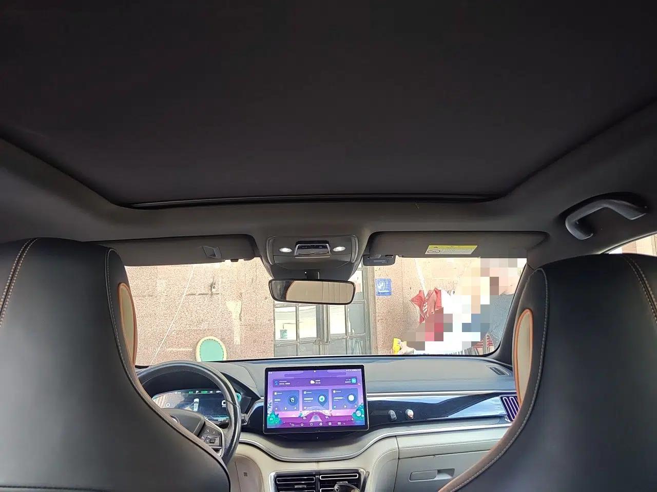 BYD Song PLUS New Energy 2021 EV Deluxe Model — миниатюра 18