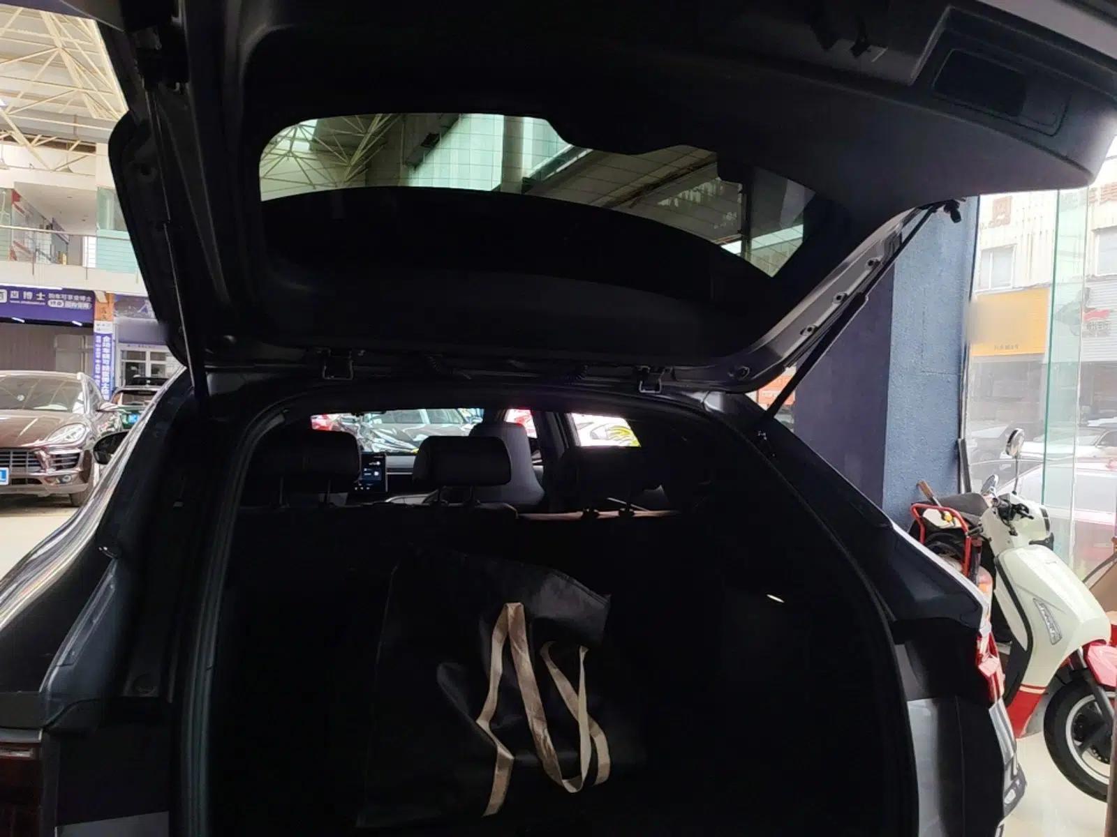BYD Song PLUS New Energy 2021 EV Deluxe Model — миниатюра 22