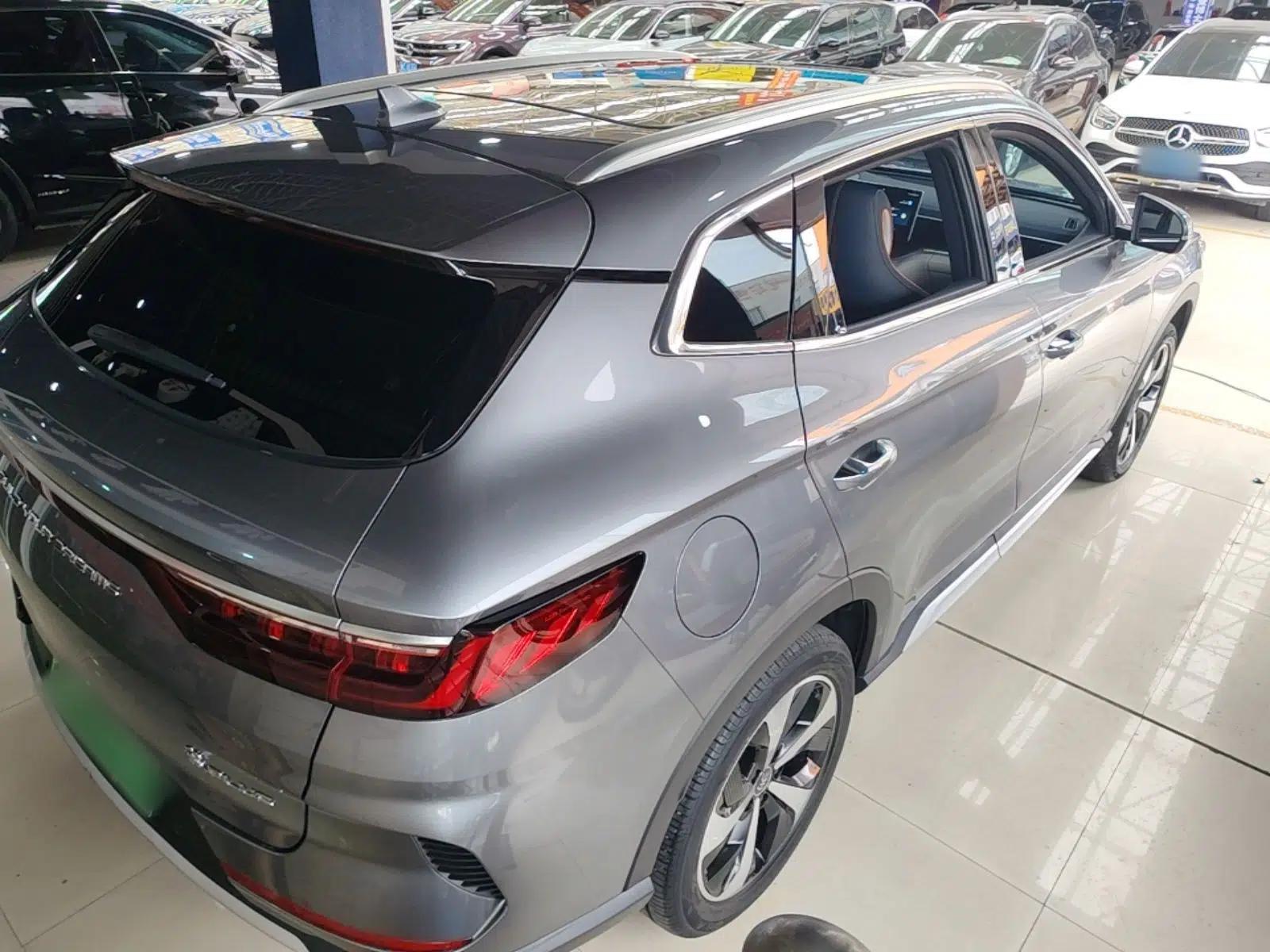 BYD Song PLUS New Energy 2021 EV Deluxe Model — миниатюра 6