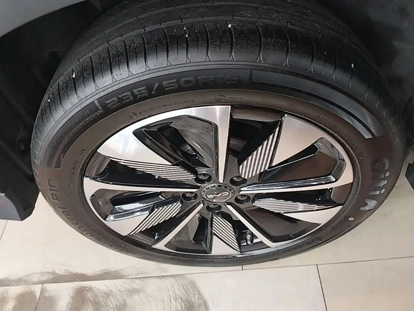 BYD Song PLUS New Energy 2025 DM-i Intelligent Driving 160KM Flagship Model — миниатюра 11
