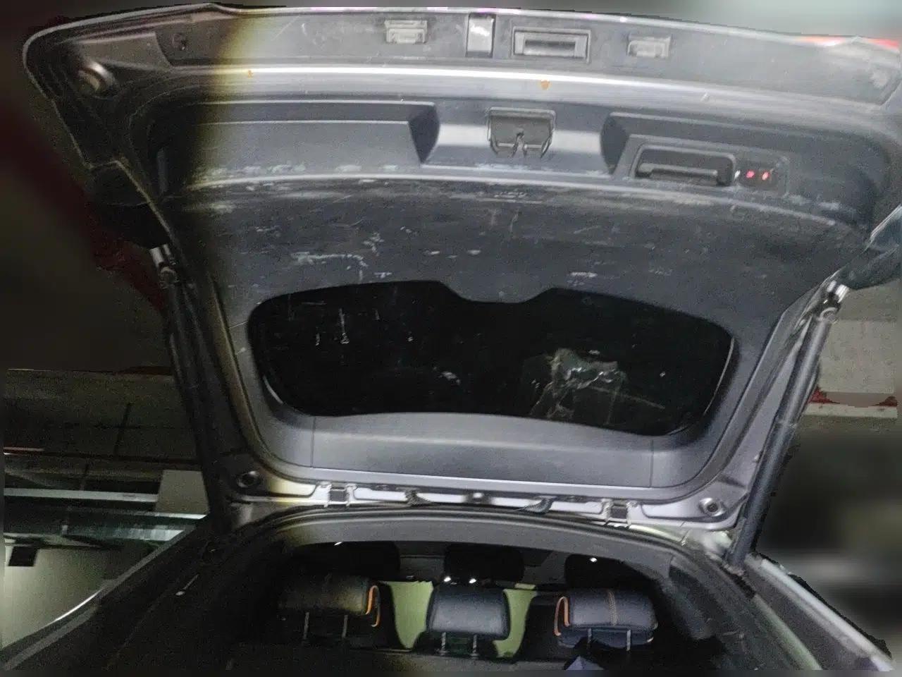 BYD Song PLUS New Energy 2021 DM-i 51KM Prestige Model — миниатюра 19