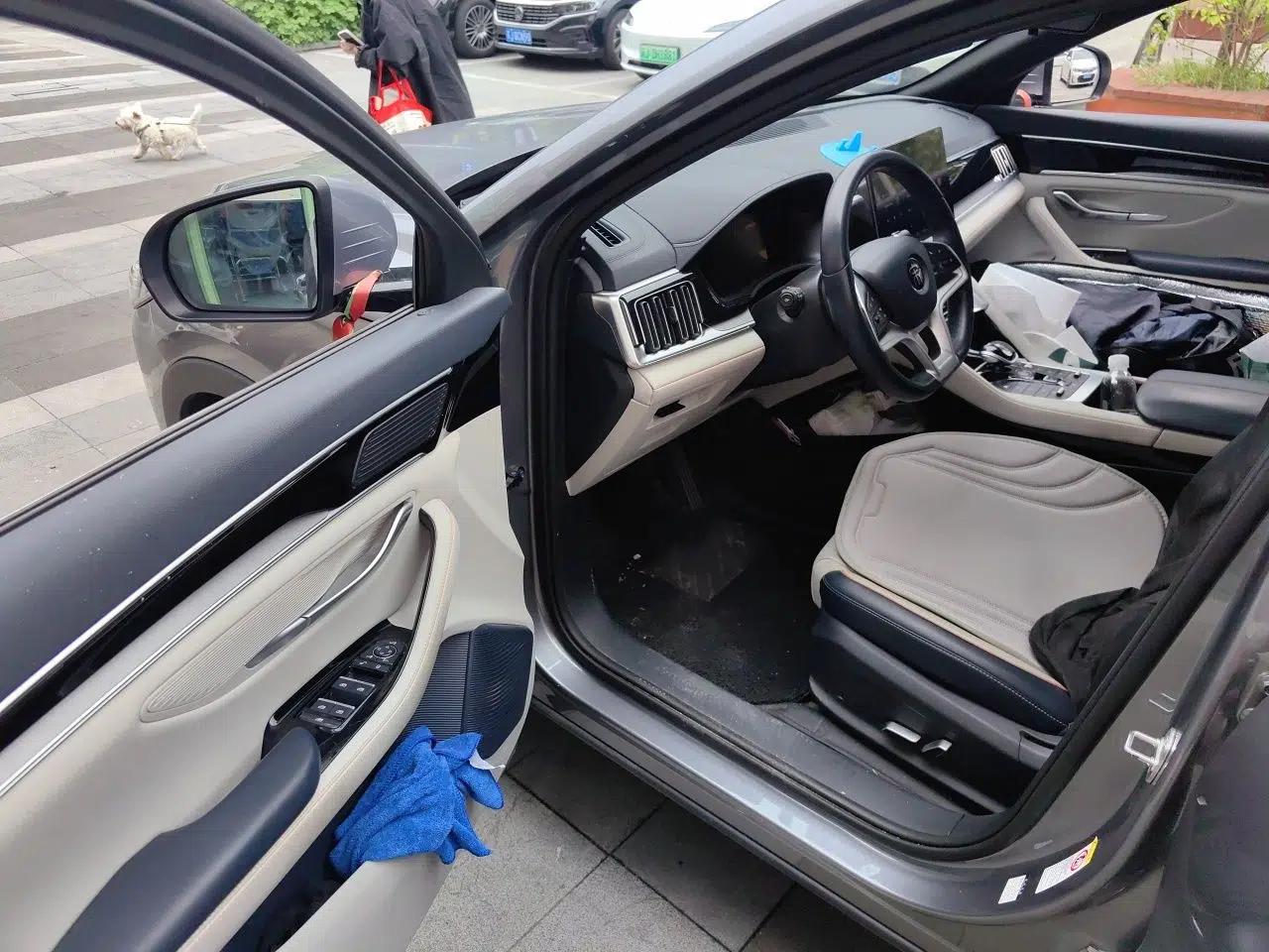 BYD Song PLUS New Energy 2021 EV Deluxe Model — миниатюра 13