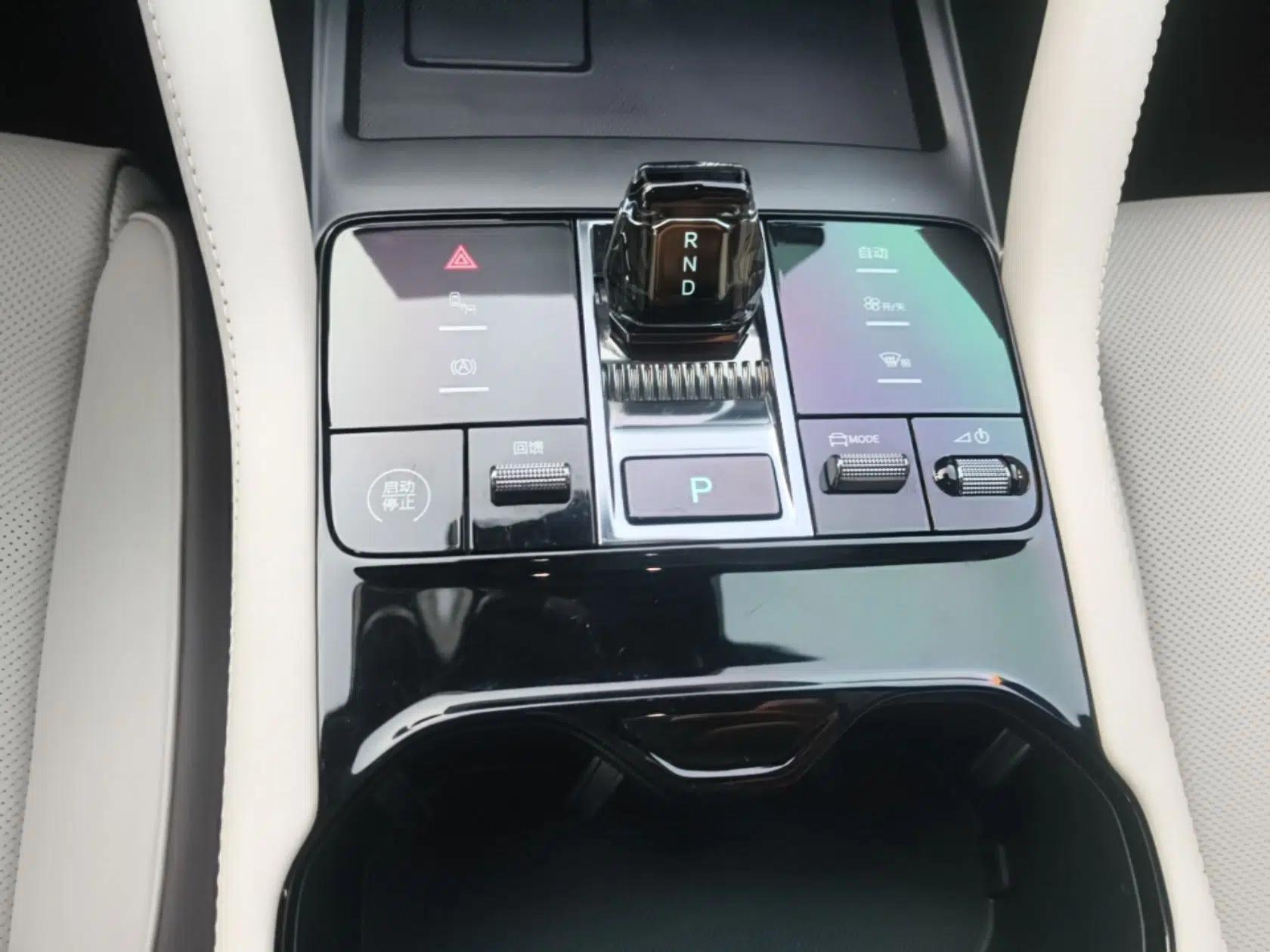 BYD Song PLUS New Energy 2025 EV 520km Premium Version — миниатюра 16