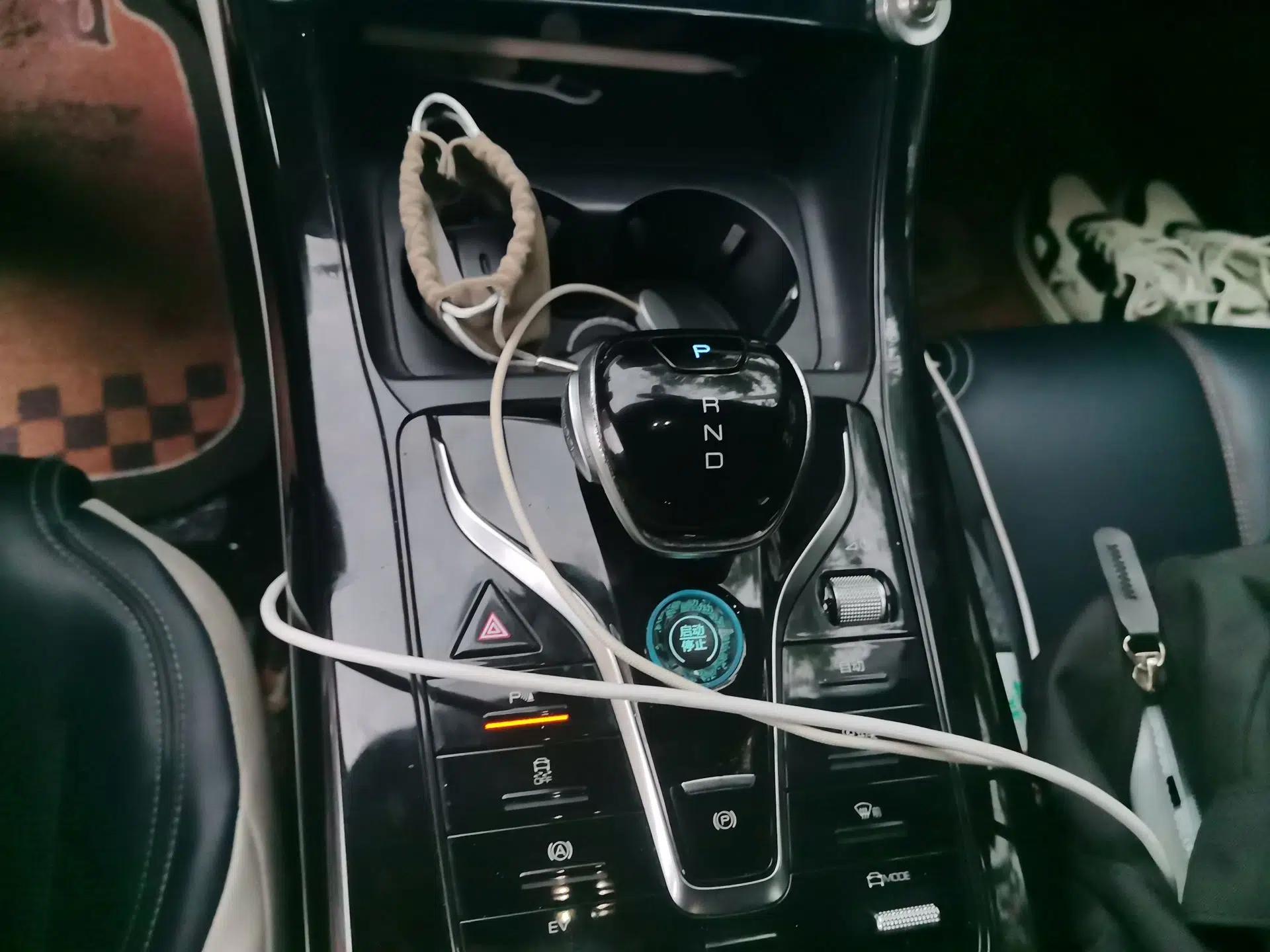 BYD Qin PLUS 2021 DM-i 55KM Prestige Model — миниатюра 14