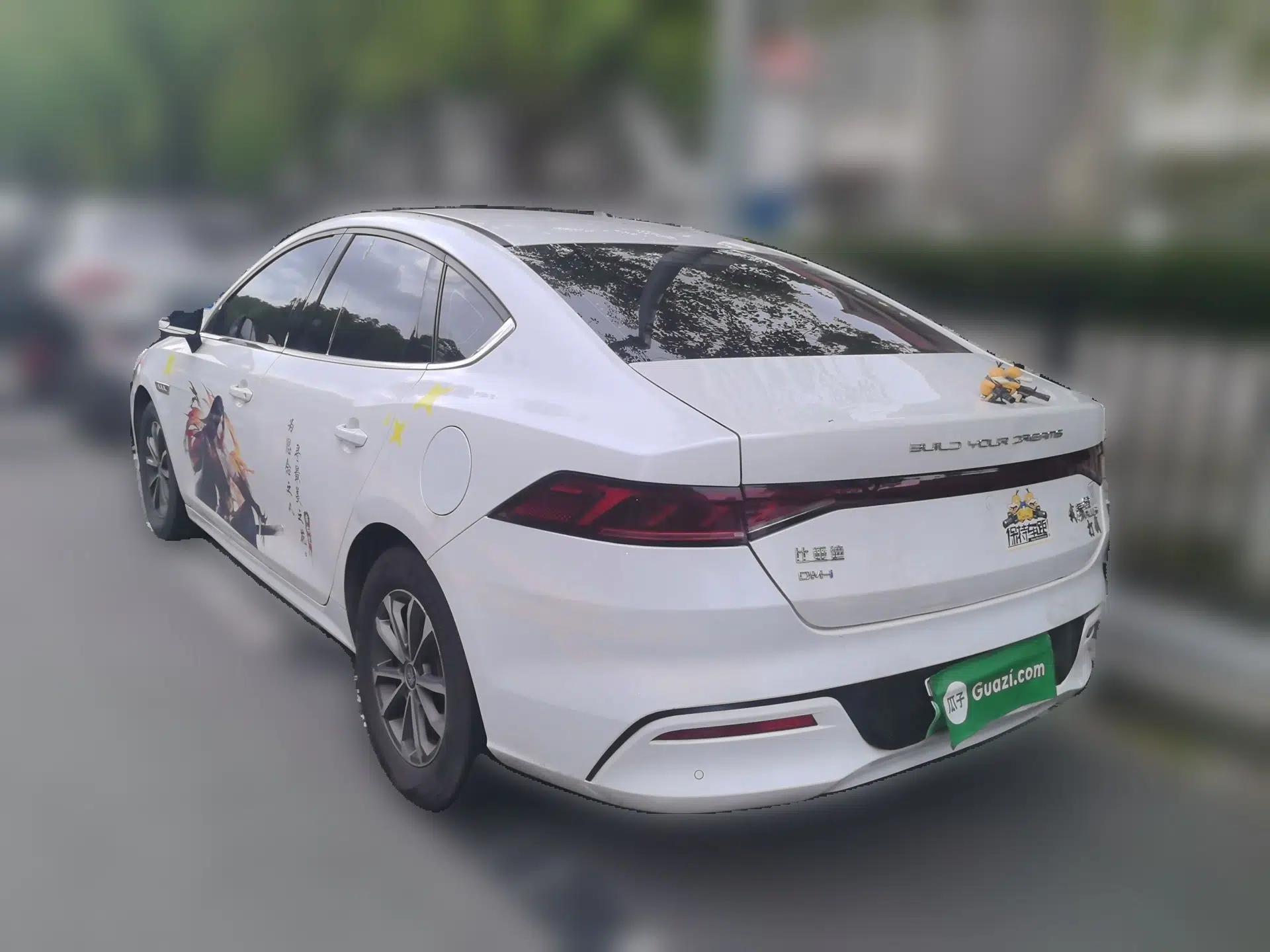 BYD Qin PLUS 2021 DM-i 55KM Prestige Model — миниатюра 4
