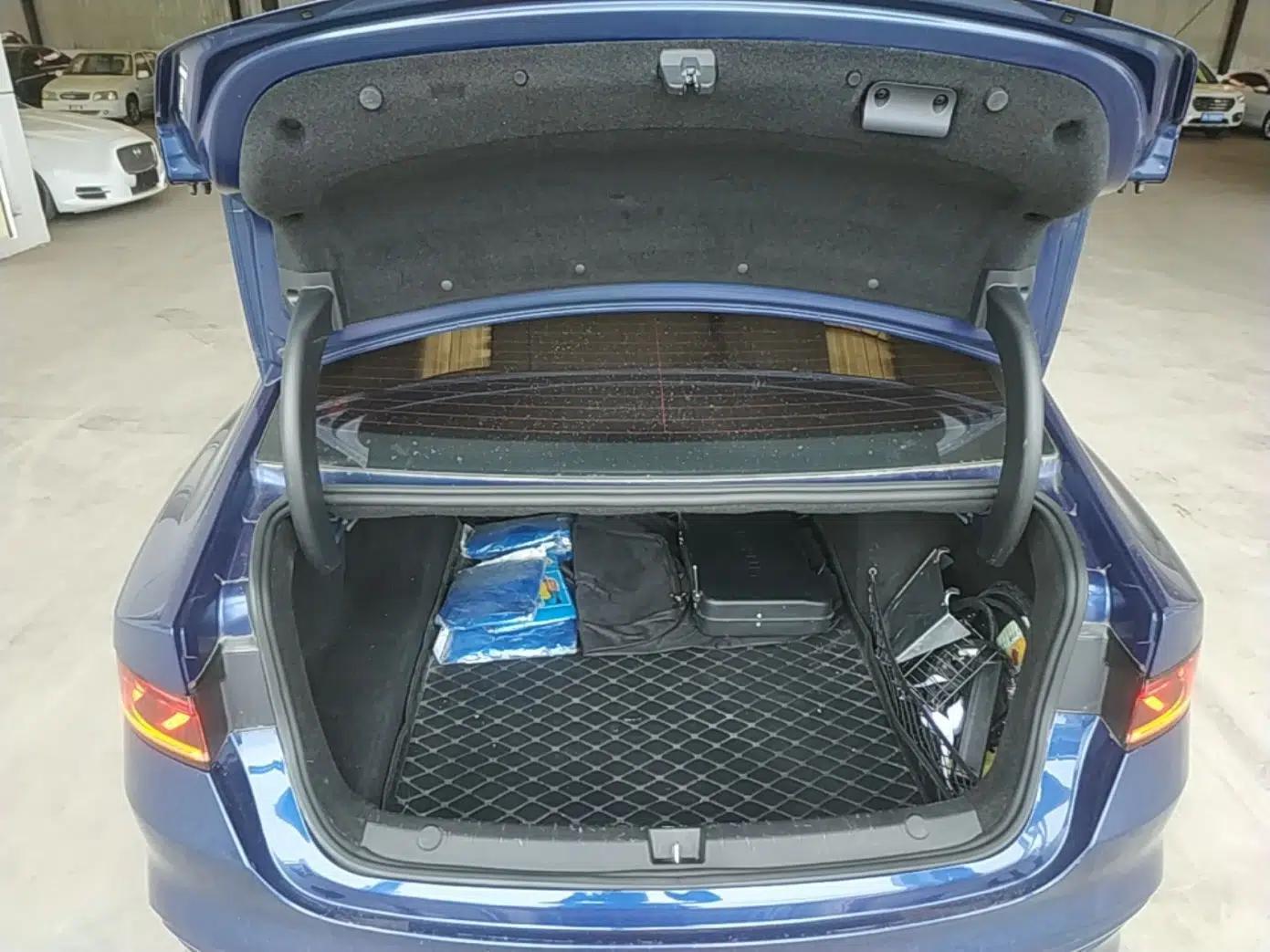 BYD Qin PLUS 2021 DM-i 55KM Flagship Model — миниатюра 22