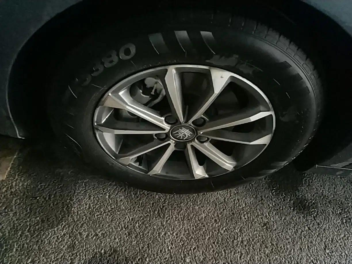 BYD Qin PLUS 2024 HONOR Edition DM-i 55KM Leading Model — миниатюра 10