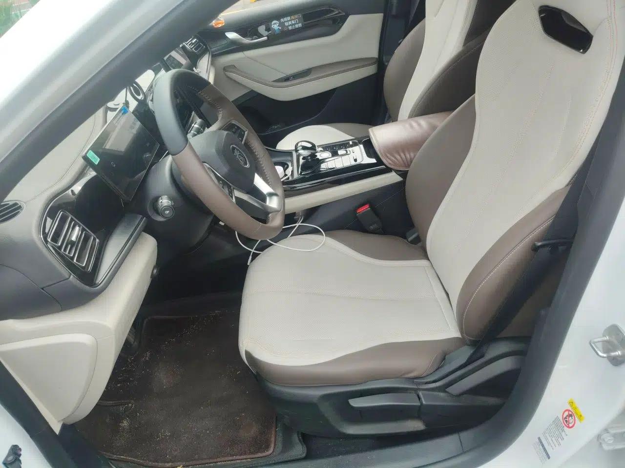 BYD Qin PLUS 2024 HONOR Edition DM-i 55KM Leading Model — миниатюра 15