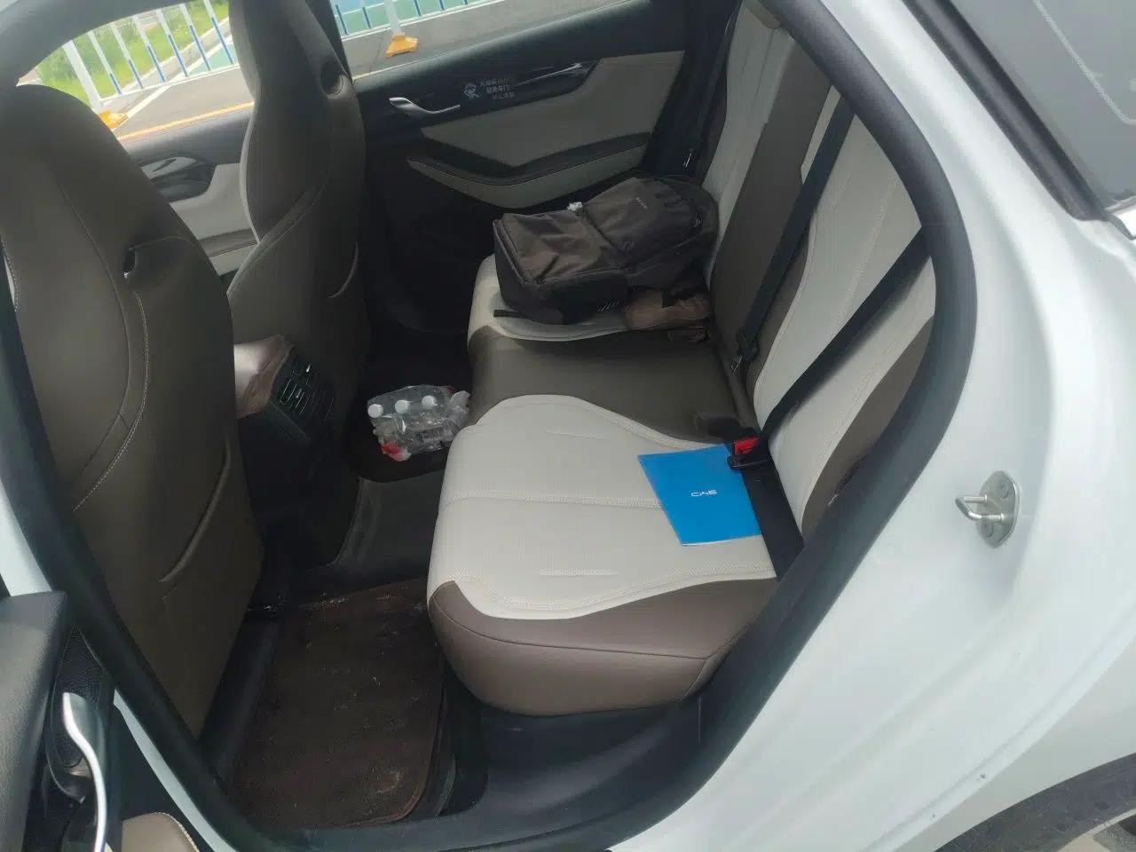 BYD Qin PLUS 2024 HONOR Edition DM-i 55KM Leading Model — миниатюра 17
