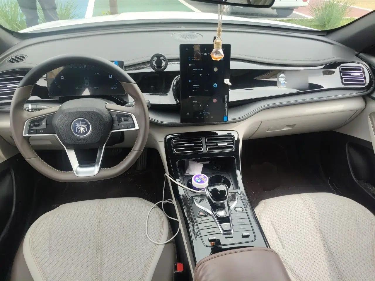 BYD Qin PLUS 2024 HONOR Edition DM-i 55KM Leading Model — миниатюра 9
