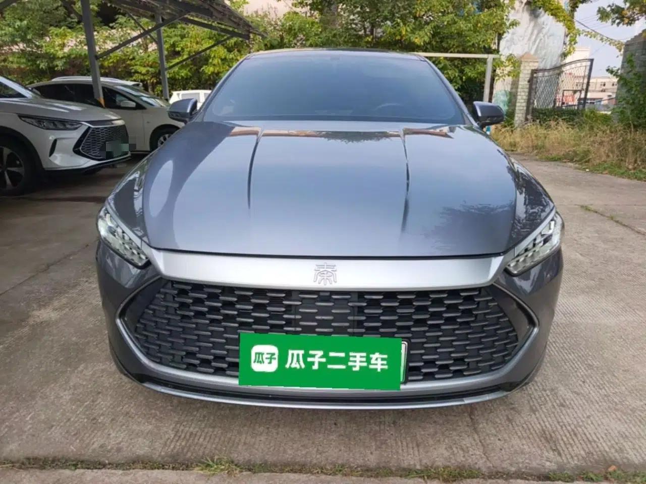 BYD Qin PLUS 2021 DM-i 55KM Prestige Model — миниатюра 2