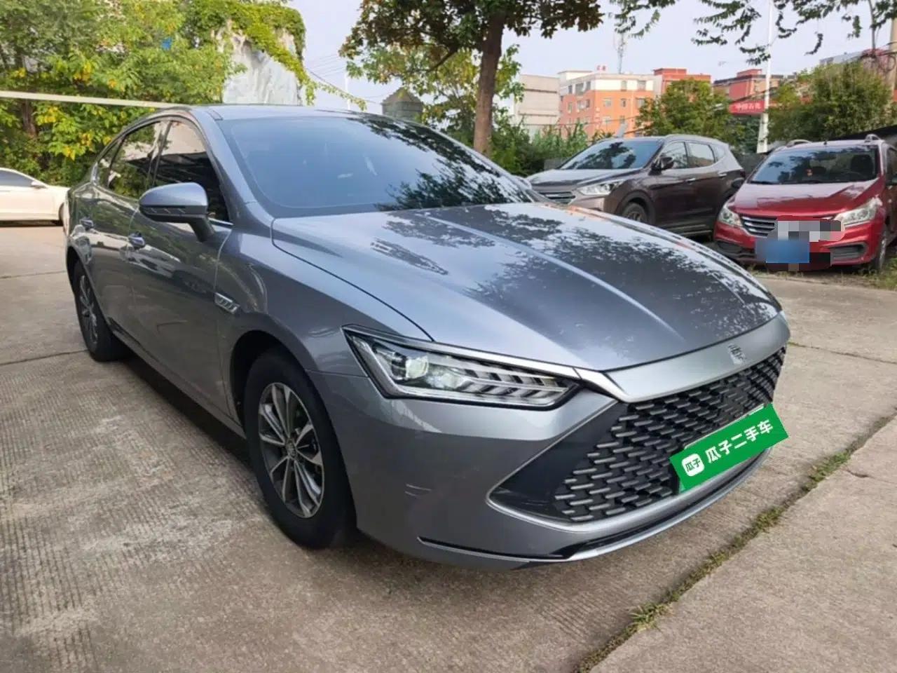 BYD Qin PLUS 2021 DM-i 55KM Prestige Model — миниатюра 3